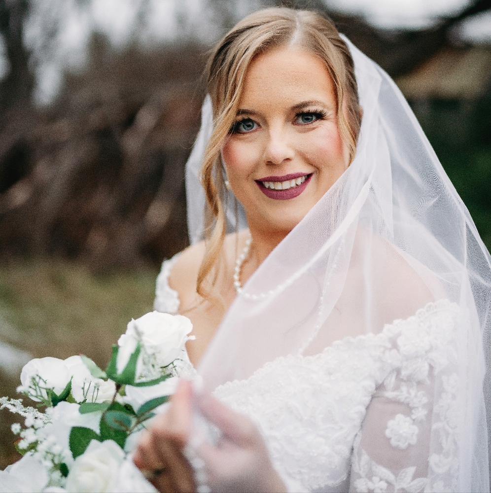 Meet your Posher, Ella